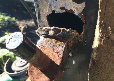 Welding a Metal Gate Hinge